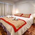 Simple A Una Cuadra De Todo