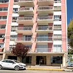 Simple A Una Cuadra De Todo