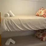 Simple A Una Cuadra De Todo